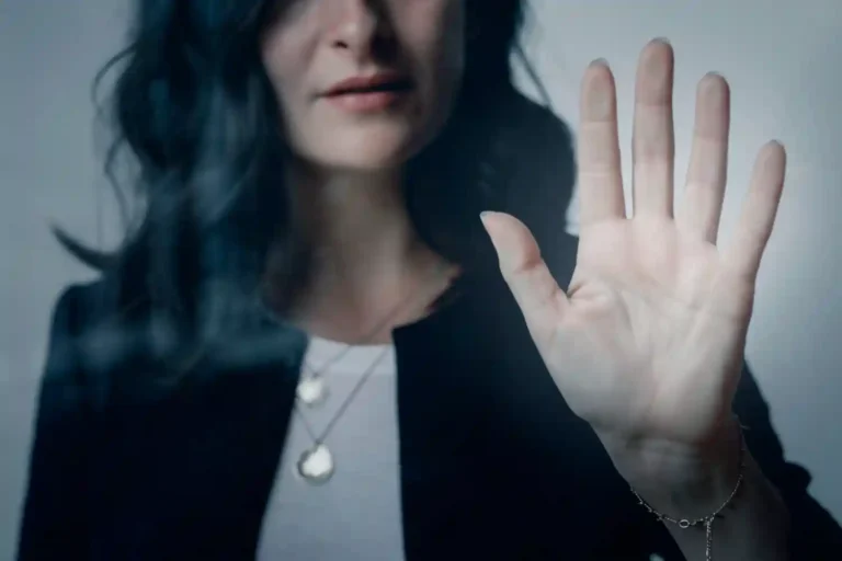 استشارة قانونية: عقوبة التحرش في القانون الكويتي 2025